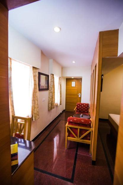 Malles Manotaa Madrás Habitación foto